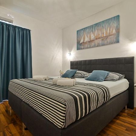 Apartment Sunset Trogir Exterior photo