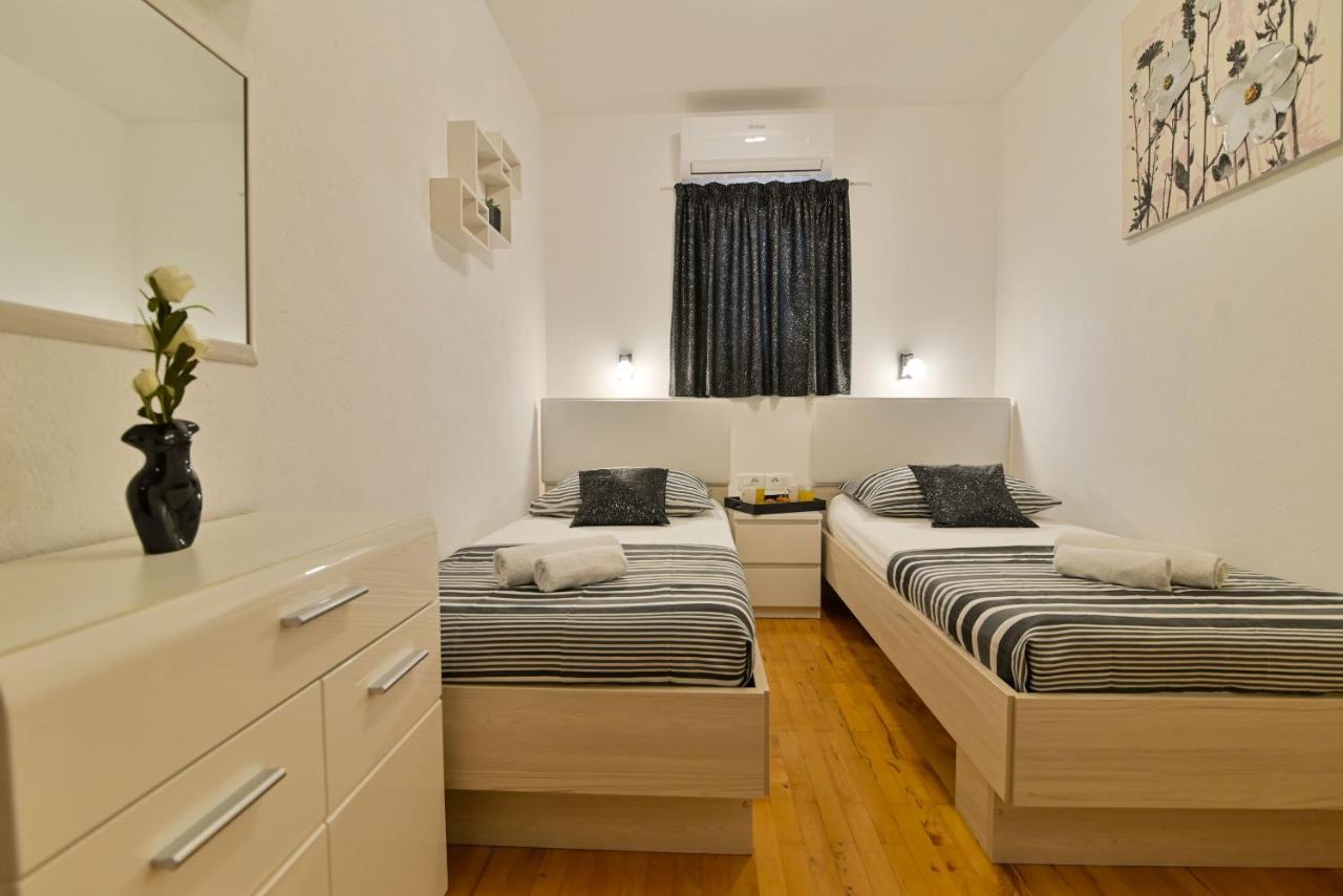 Apartment Sunset Trogir Exterior photo